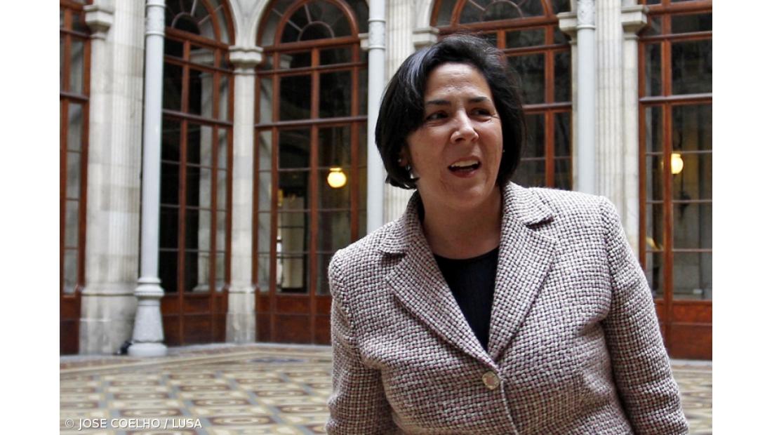 Helena André admite "impacto negativo" das novas medidas de austeridade