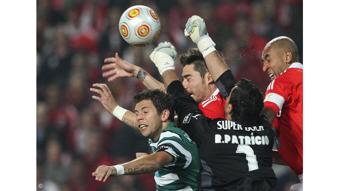 Benfica bate Sporting e recupera vantagem de seis pontos