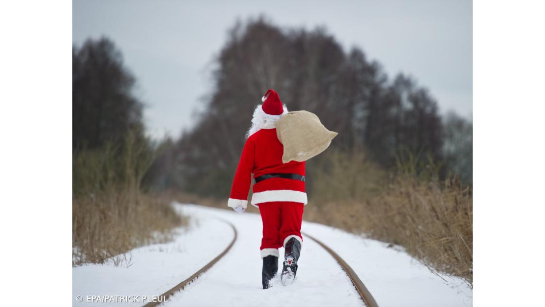 Pai Natal mantém a magia da época em teletrabalho