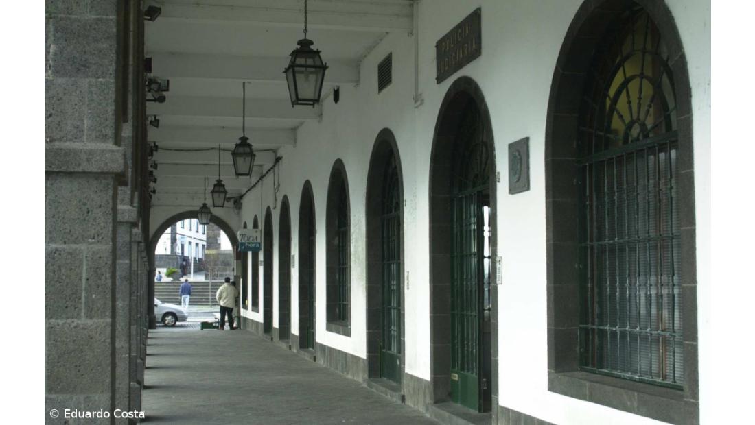 PJ detém homem nos Açores que abusou sexualmente da filha