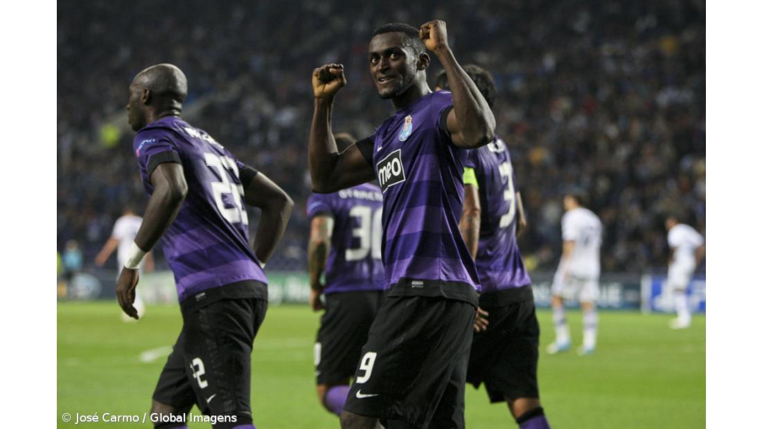 FC Porto vence Dínamo Kiev e já "cheira" oitavos de final