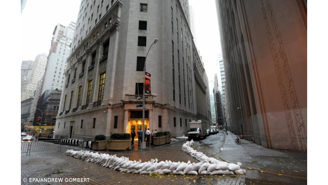 Dois túneis de Manhattan encerrados devido à passagem do furacão "Sandy"