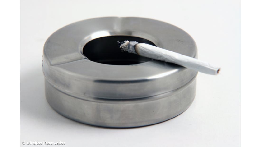 Mais de um ano após o anúncio, linha cessação tabágica arranca no início de 2016