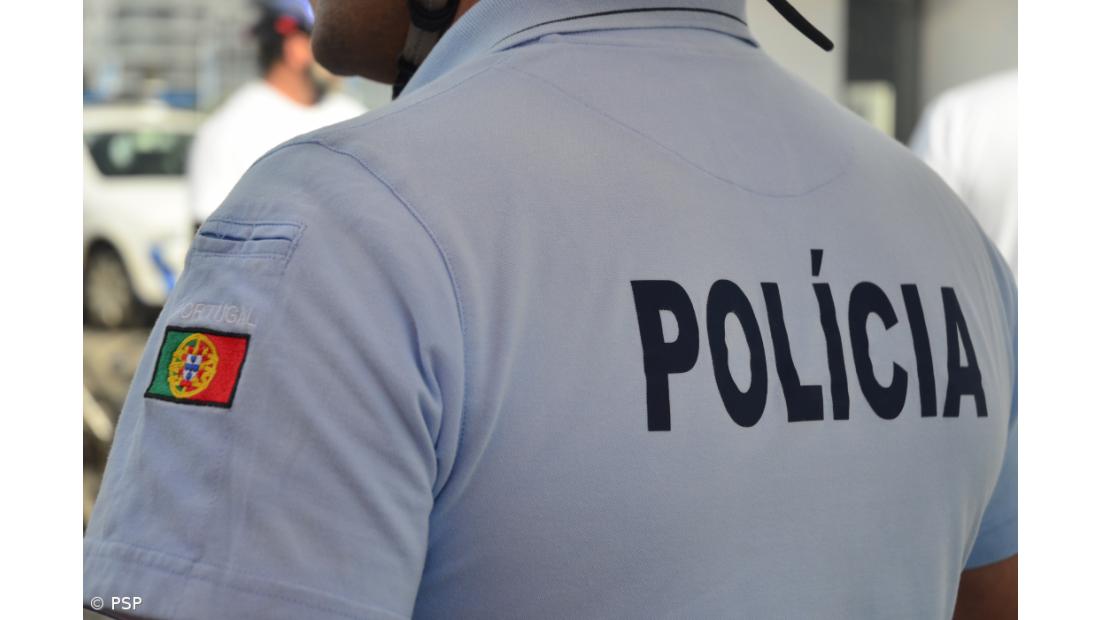 Mulher detida nas Flores por violência doméstica