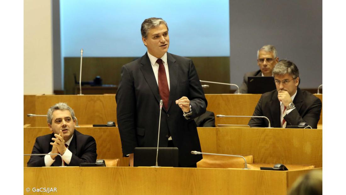 Vasco Cordeiro diz que PSD chegou "derrotado" a debate do orçamento dos Açores
