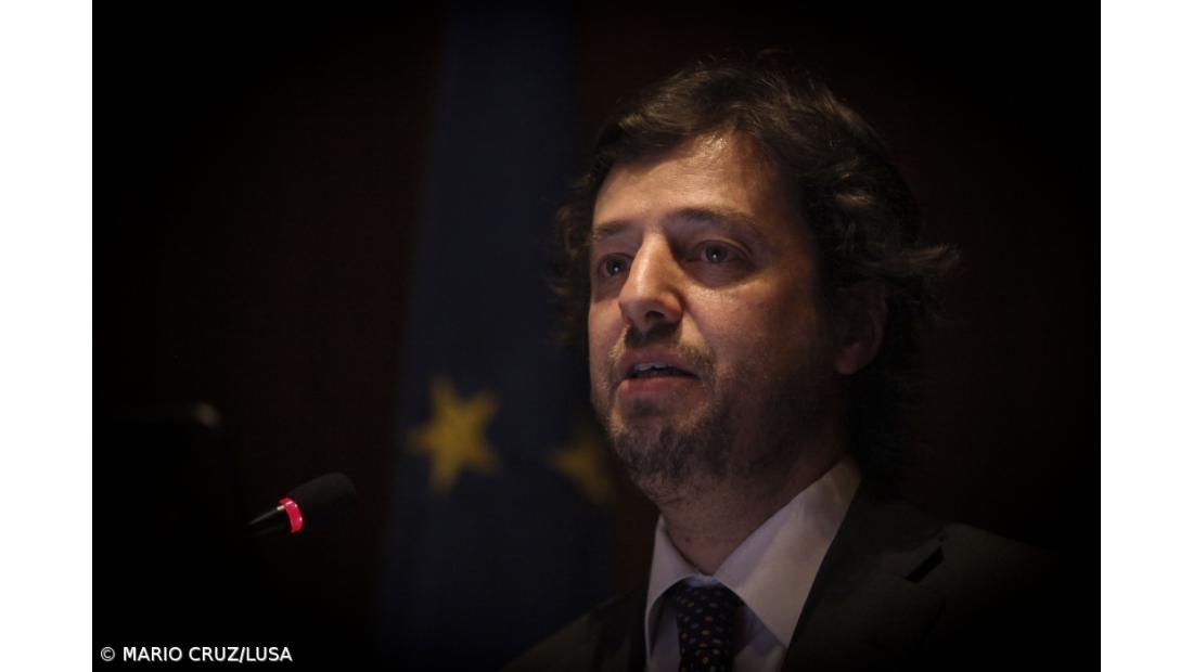 Poiares Maduro desafia Costa a assumir se viabiliza Governo social-democrata