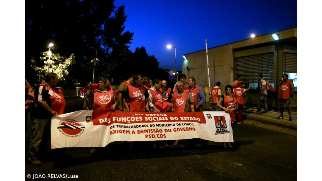 CGTP e UGT realçam forte adesão, Governo alega que país não parou