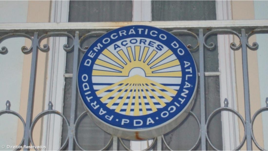 Dirigentes do PDA demitem-se e marcam congresso para Dezembro