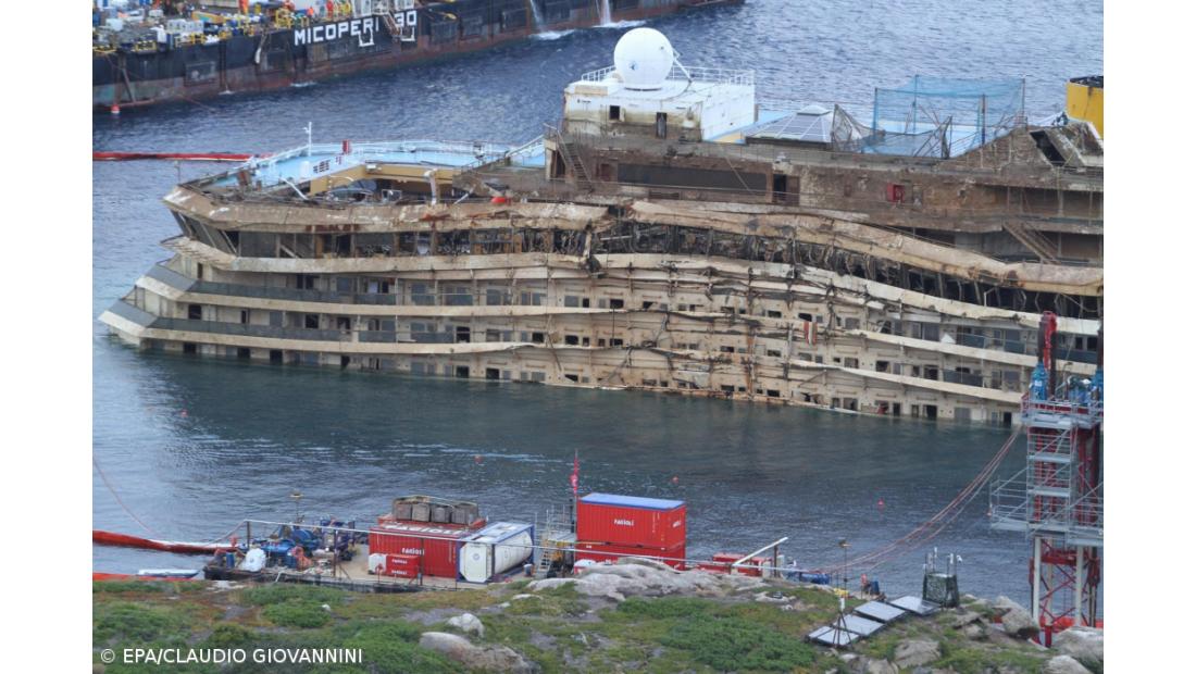 Mergulhadores encontram restos mortais durante buscas no Costa Concordia