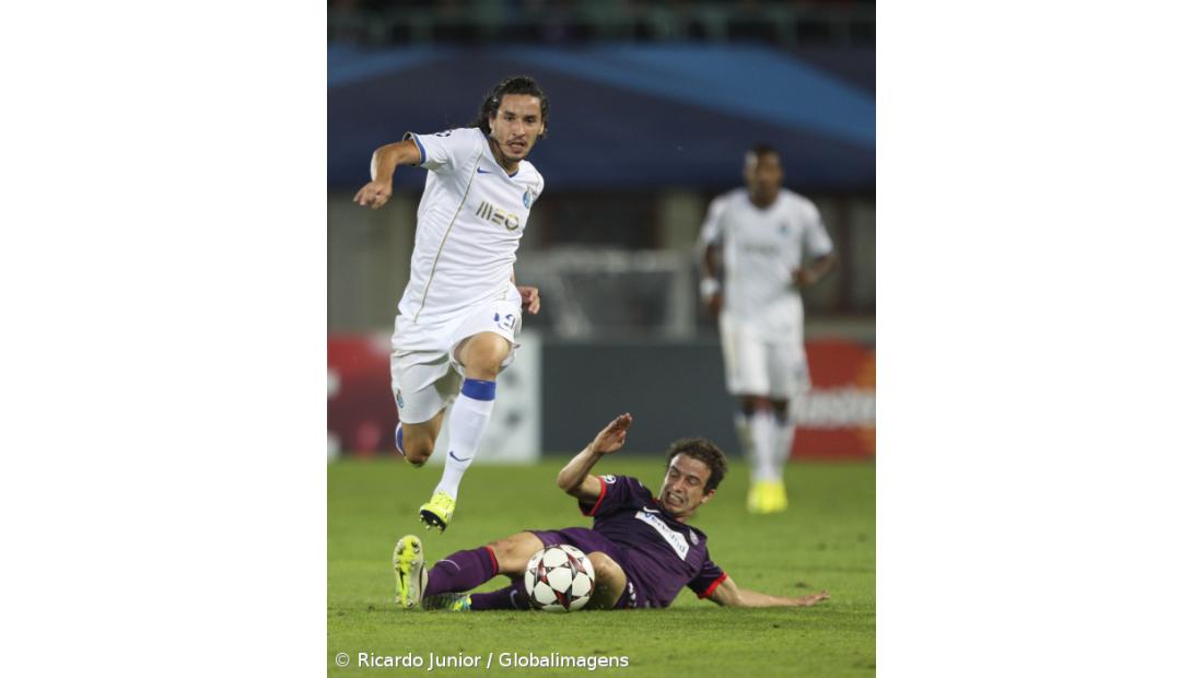 FC Porto estreia-se na 'Champions' com vitória suada