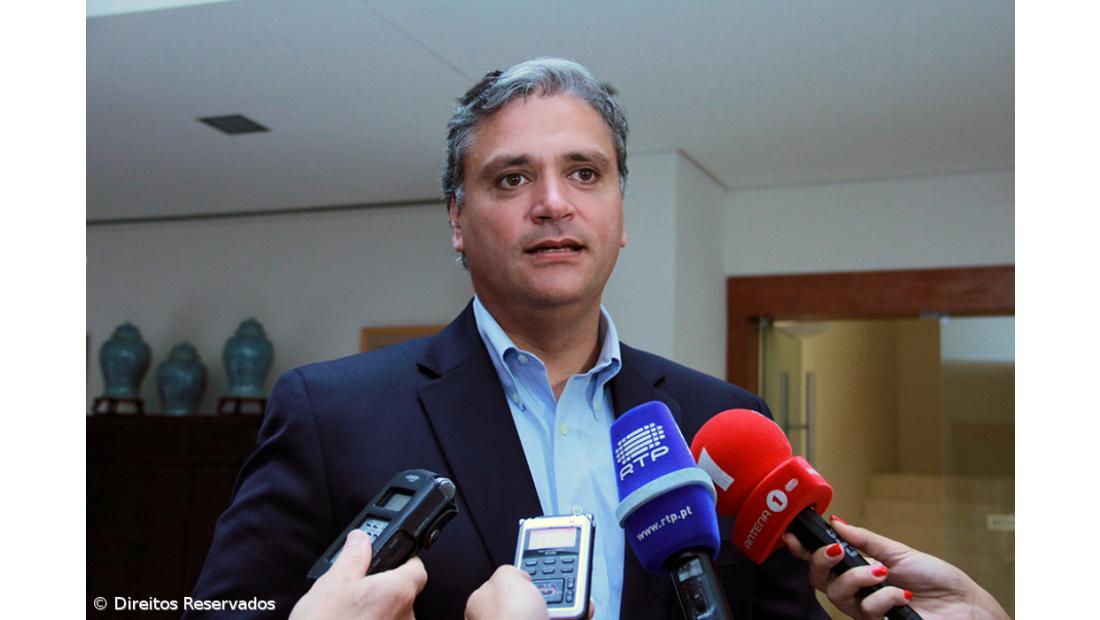 Vasco Cordeiro pede "especial atenção" na atribuição de meios navais às àguas dos Açores 