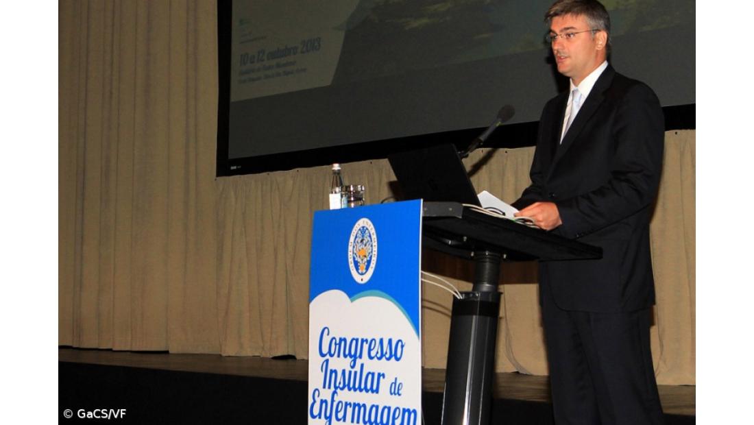 Enfermeiros vão poder acompanhar grávidas de baixo risco nos Açores