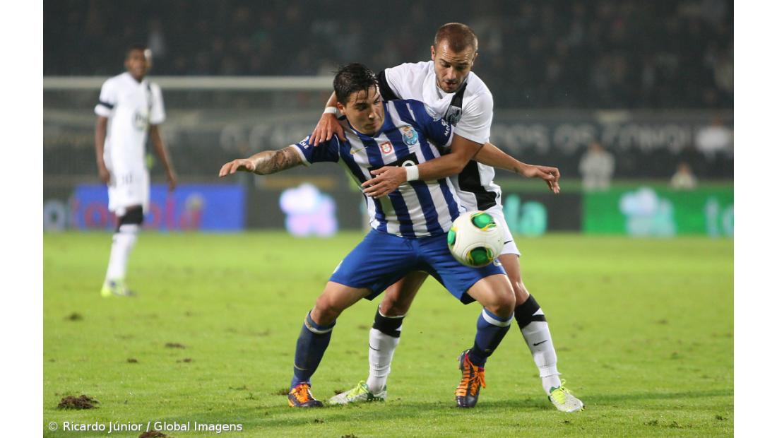 FC Porto qualifica-se para os "oitavos" da Taça ao vencer Vitória de Guimarães (vídeos)
