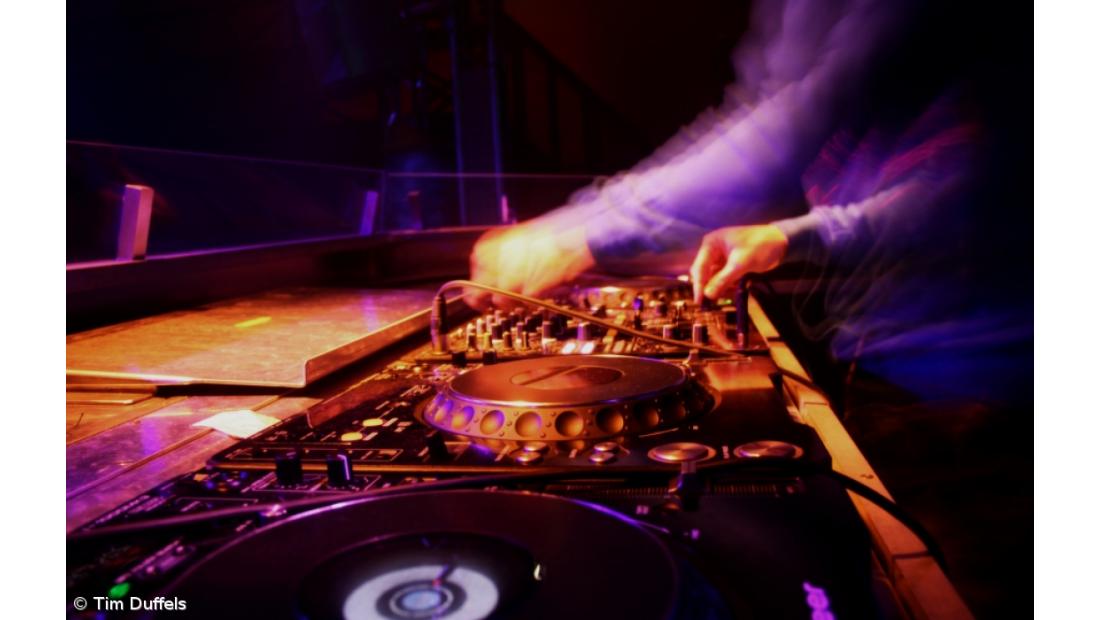 Empresários dão nota positiva à recuperação da diversão noturna mas permanecem preocupações