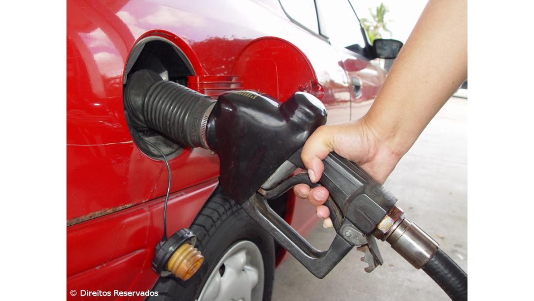 Preço dos combustíveis aumenta à meia-noite