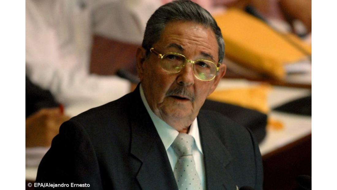 Raul Castro confirma restabelecimento de relações diplomáticas com os EUA 