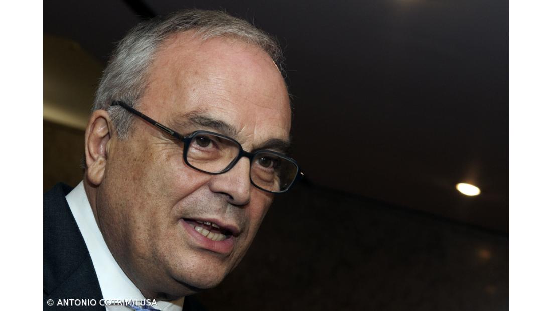 Carlos César exprime consternação e louva trabalho pelas comunidades de José Lello