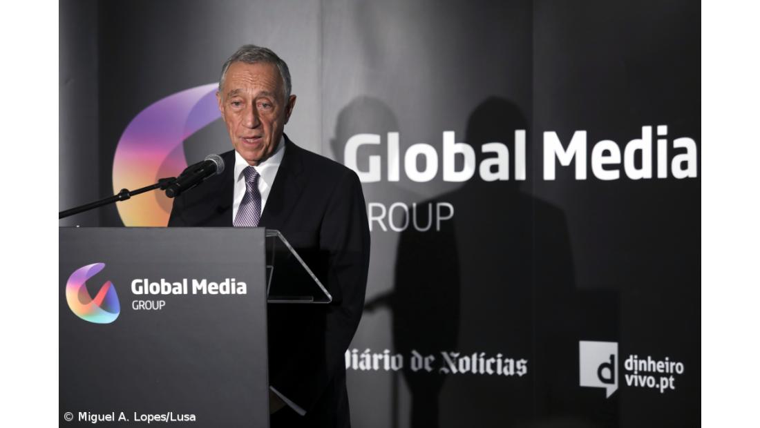Marcelo diz que está a acompanhar “momento muito difícil” no Global Media Group