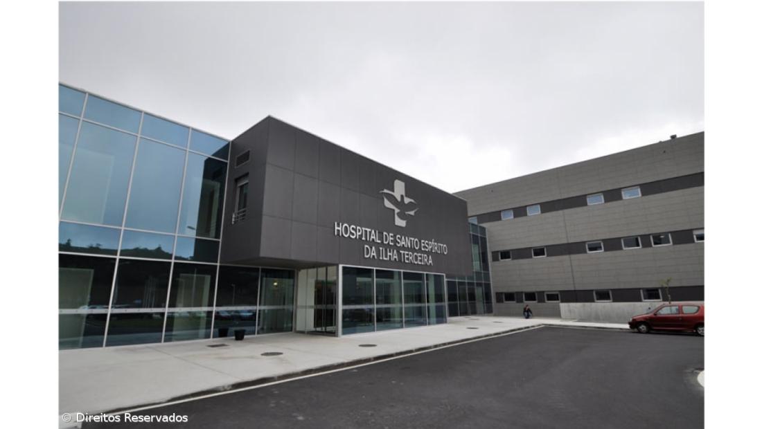 Diretora do Hospital da Terceira indisponível para continuar por “falta de apoio” do Governo Regional