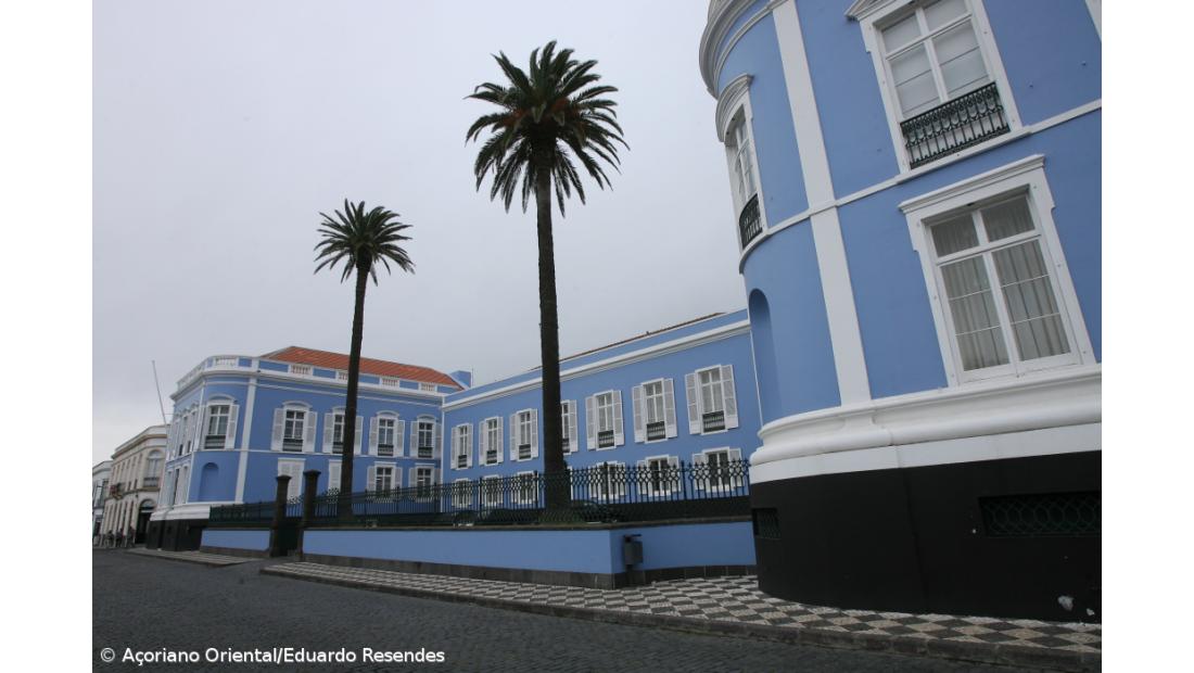 Deslocação de doentes e acompanhantes custou 10,3 milhões de euros