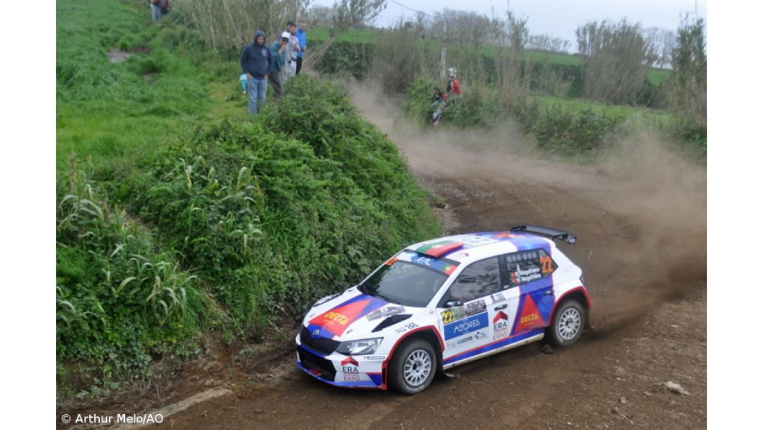 Moura desiste na lagoa de São Brás, Magalhães cada vez mais líder