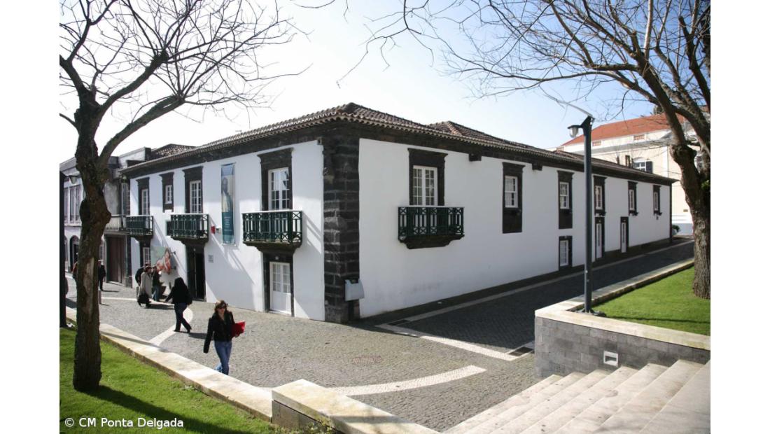 Exposição "Horizonte" de Alberto Plácido no Centro Municipal de Cultura