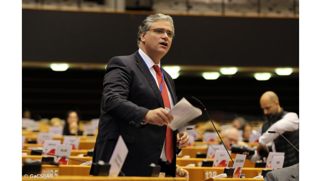 Acordo sobre quadro comunitário tem de acontecer antes das europeias, diz Vasco Cordeiro
