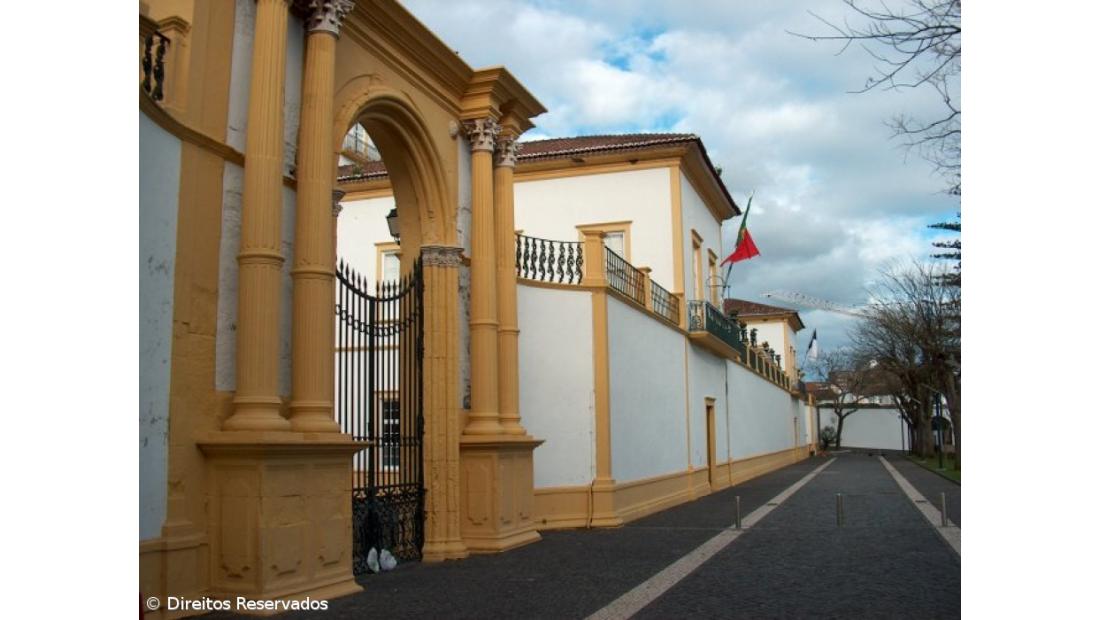 Liceu e a Cidade” – olhares que se cruzam