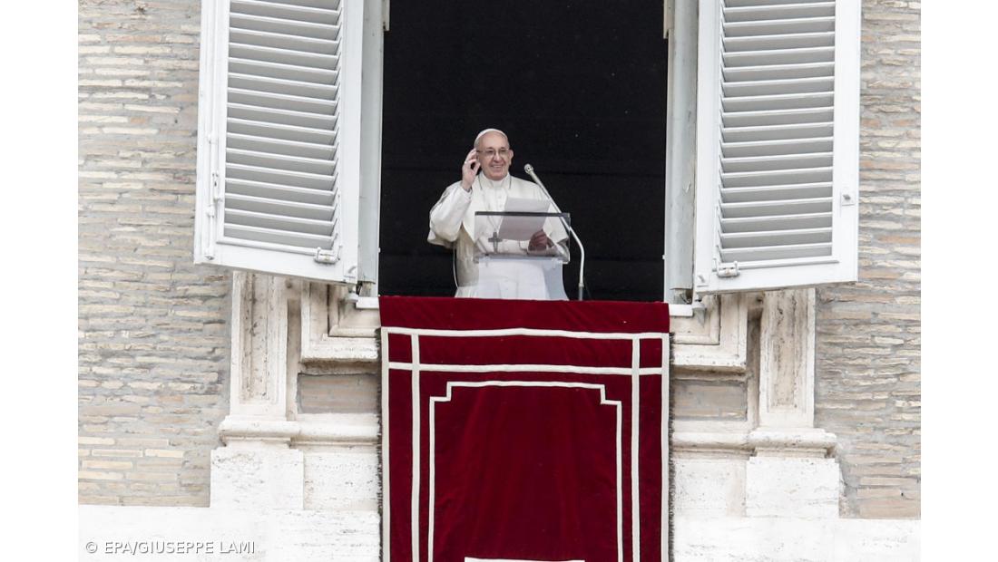 Papa pede diálogo e autocontrolo nas relações internacionais
