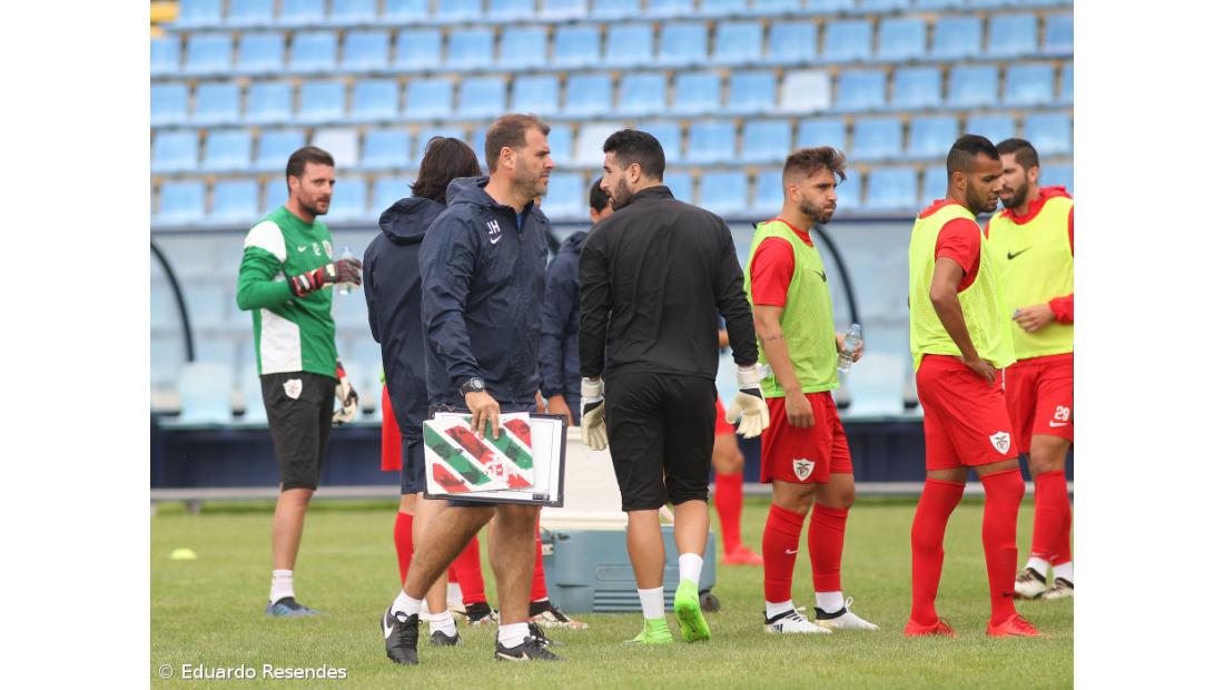 Santa Clara contrata médio brasileiro Zé Augusto