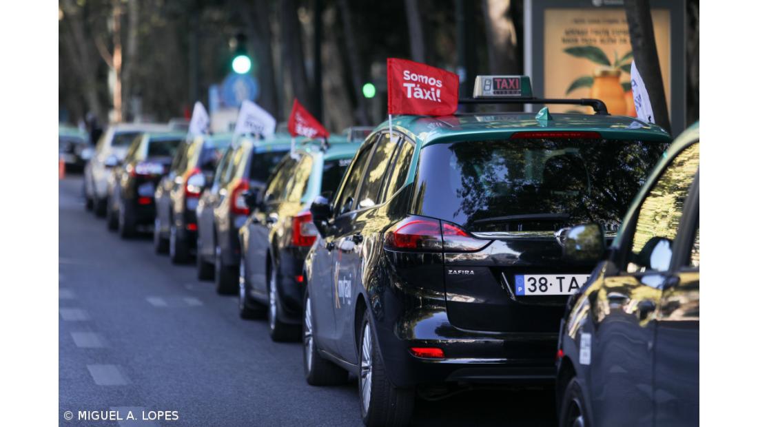 Cerca de 1.300 taxistas concentrados em Lisboa, Porto e Faro
