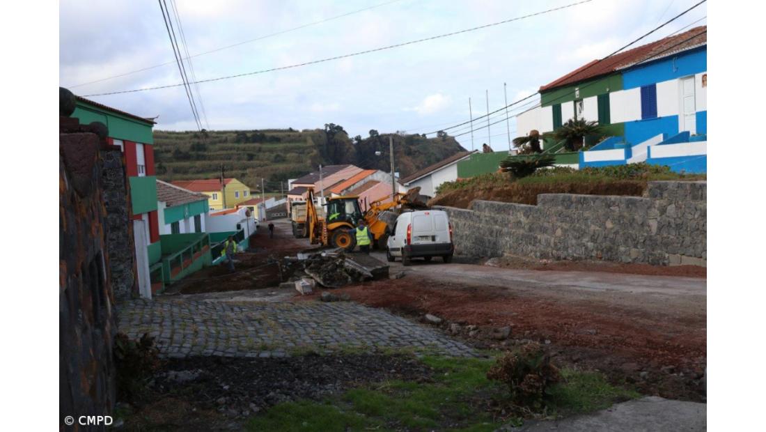 Obras na ordem dos 133 mil euros para remodelação de passeios nas Capelas, Santa Clara e Candelária – Imagem 2