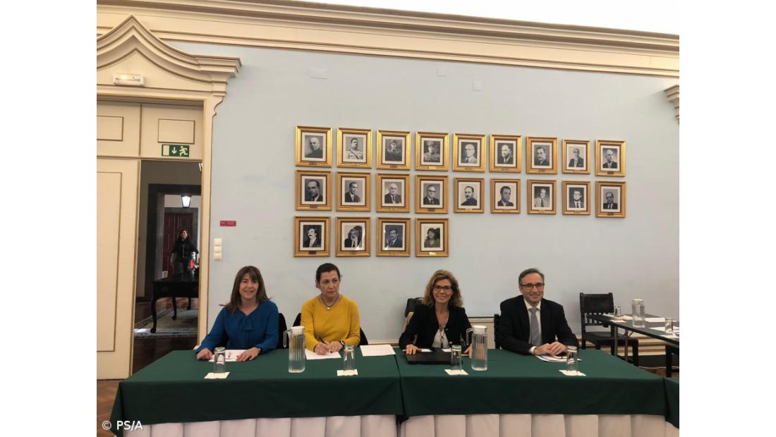 "Inação da câmara de Ponta Delgada prejudica comércio e turismo"