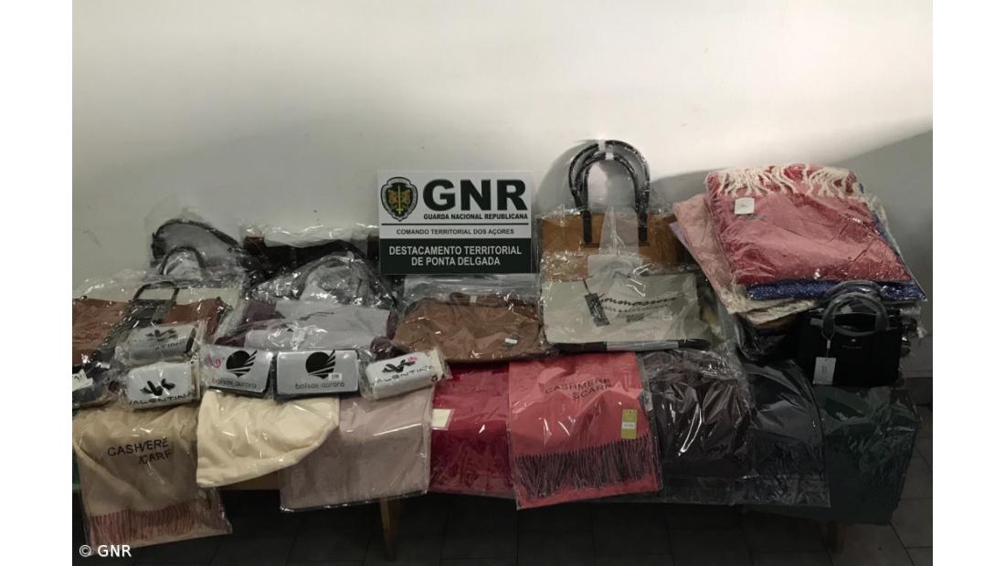 GNR apreende material contrafeito no valor de 5.500 euros, em São Miguel