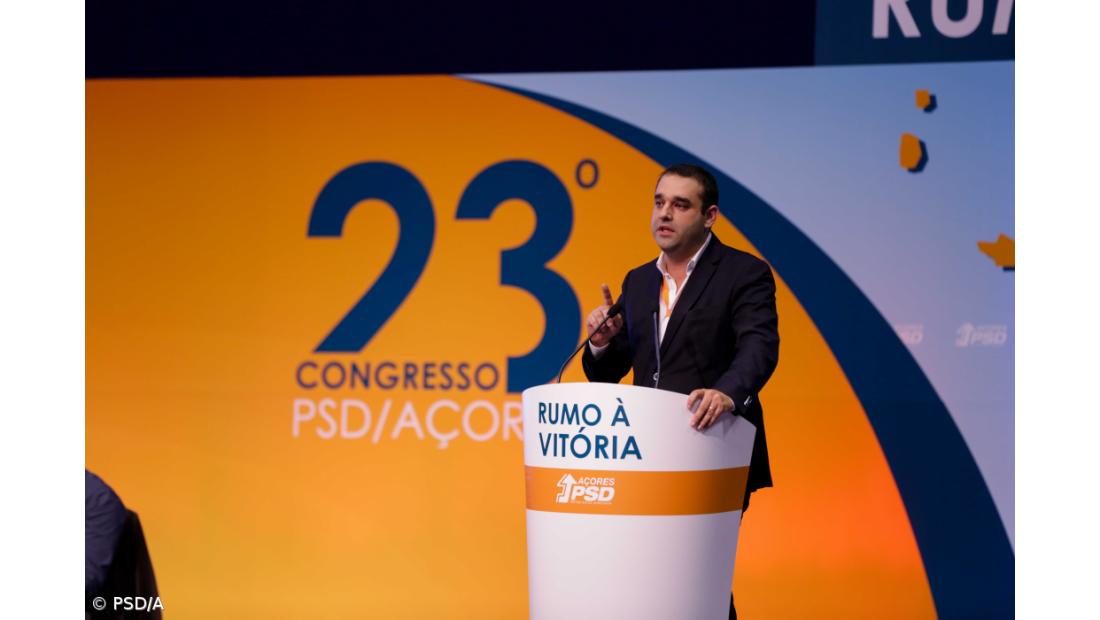 Antigo deputado regional Cláudio Almeida eleito presidente da AM de Ponta Delgada