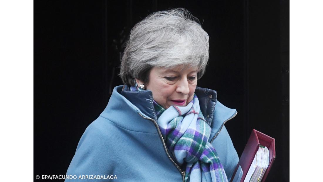 Theresa May demite-se da liderança do Partido Conservador