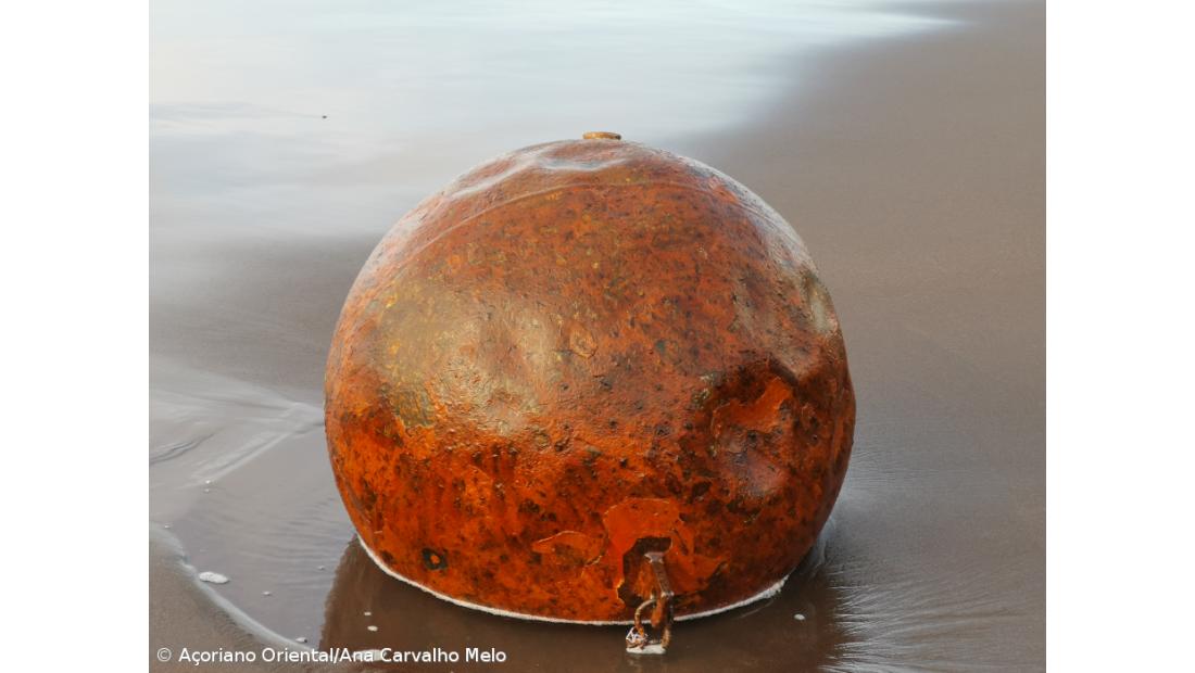 Polícia Marítima isola praia devido a objeto não identificado – Imagem 3