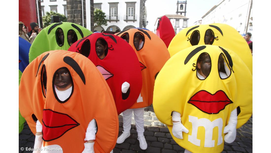 Corso de Carnaval atrai milhares a Ponta Delgada  – Imagem 5