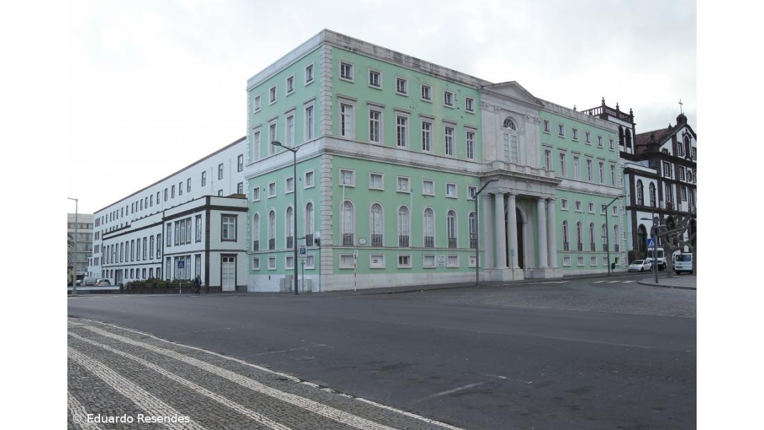 Fusão de escolas profissionais pode acontecer até ao final do ano