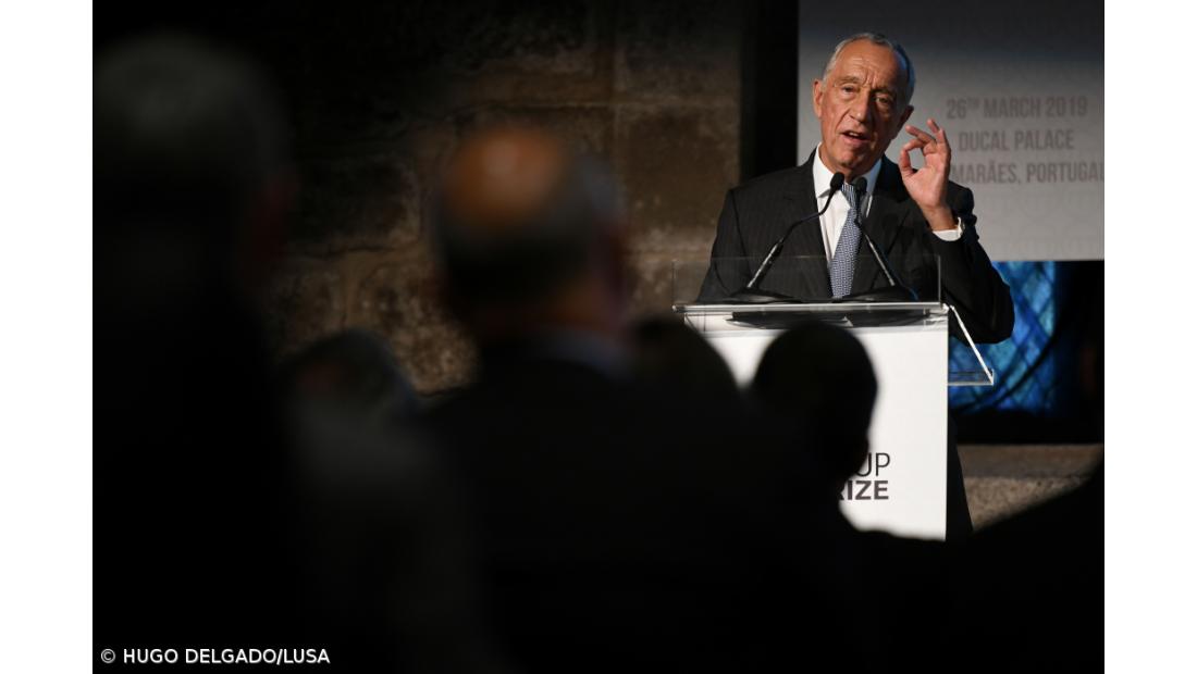 PR promulga apoio extraordinário à retoma mas preferia prolongamento do 'lay-off' simplificado