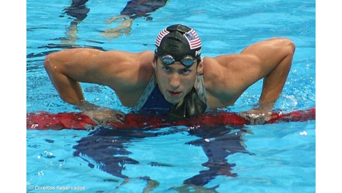 Ouro para Michael Phelps nos 200 livres
