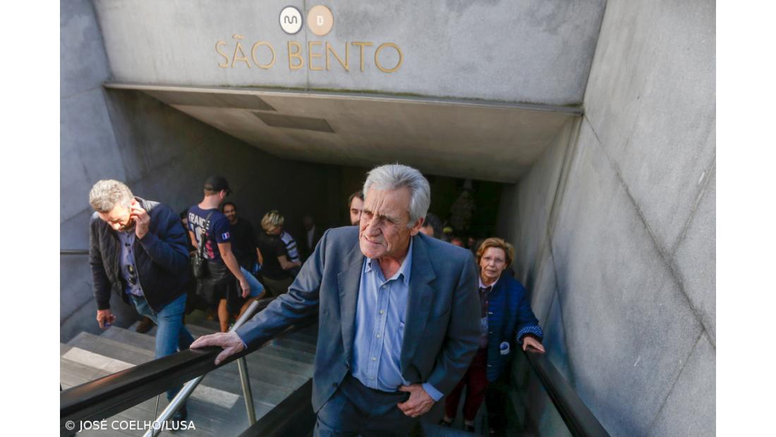 Jerónimo cede protagonismo a deficientes para demonstrar difíceis acessos nos transportes