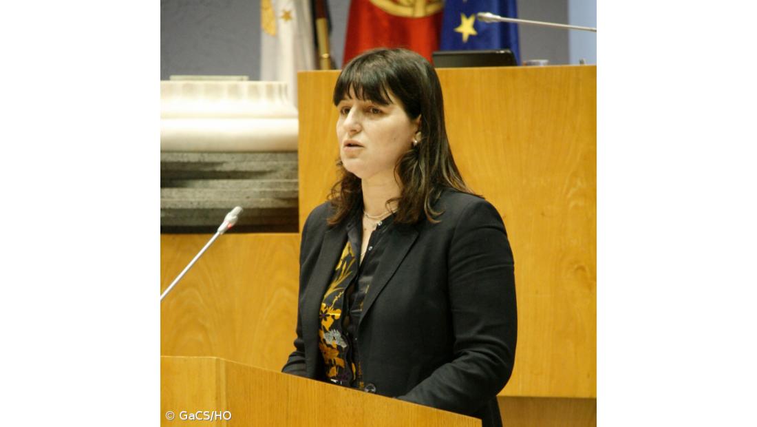 Governo dos Açores diz que mobilidade dos açorianos melhorou, oposição contesta