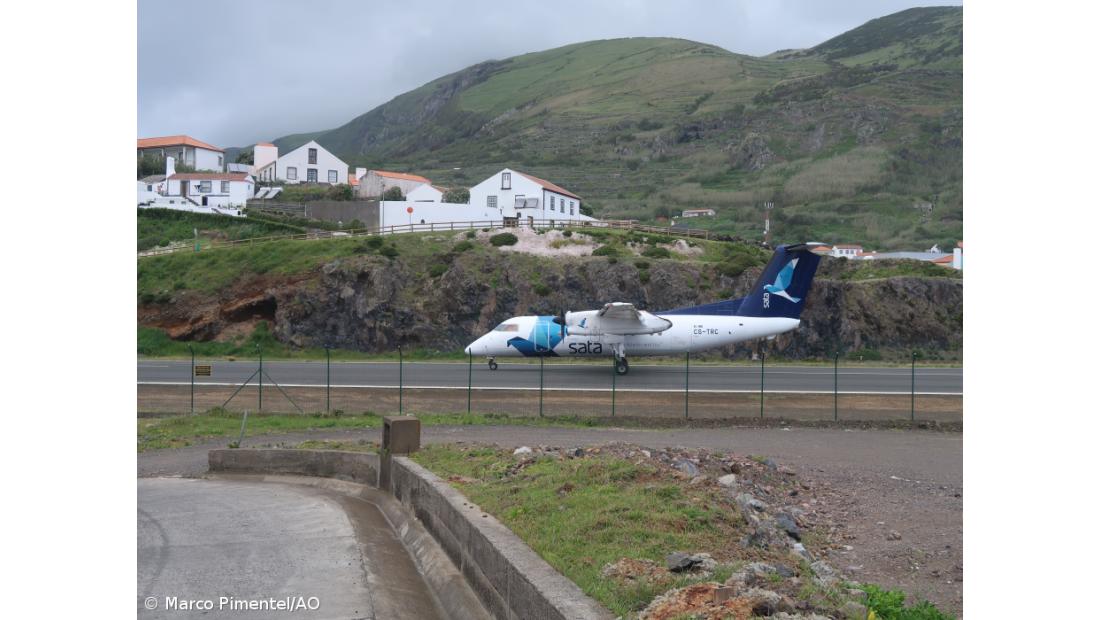 Governo dos Açores assegura transporte de bens essenciais por via aérea para o Corvo
