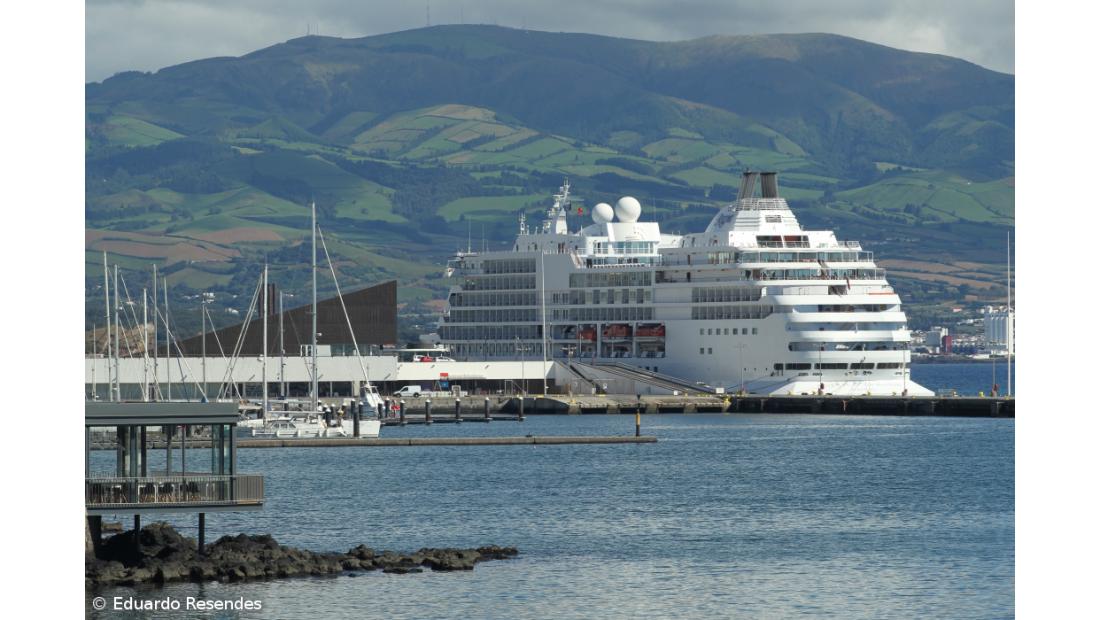 Governo dos Açores contra cobrança de ecotaxa a turistas de navios cruzeiros