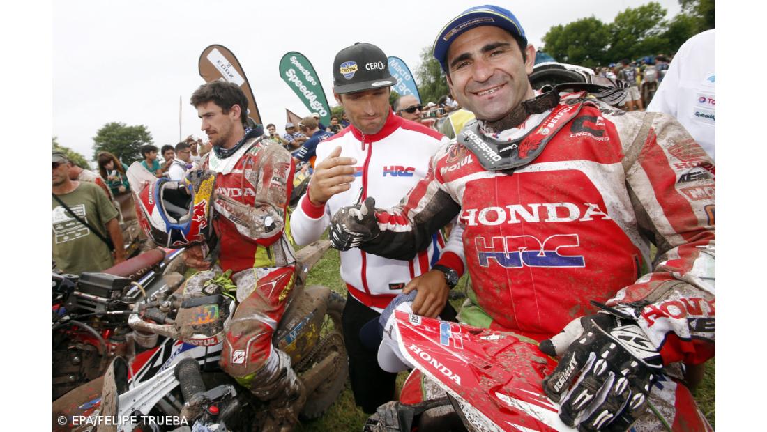 Honda lembra Paulo Gonçalves na hora da vitória