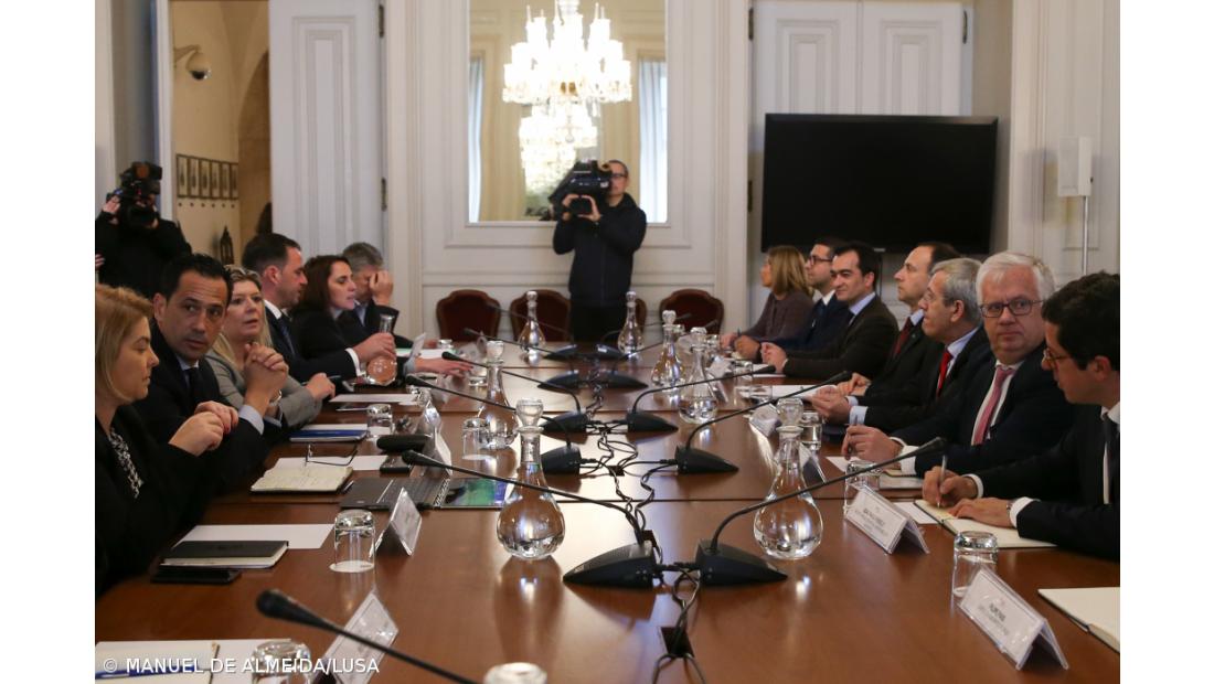 Pedro Proença diz que governo "tem de assumir responsabilidades" sobre violência 