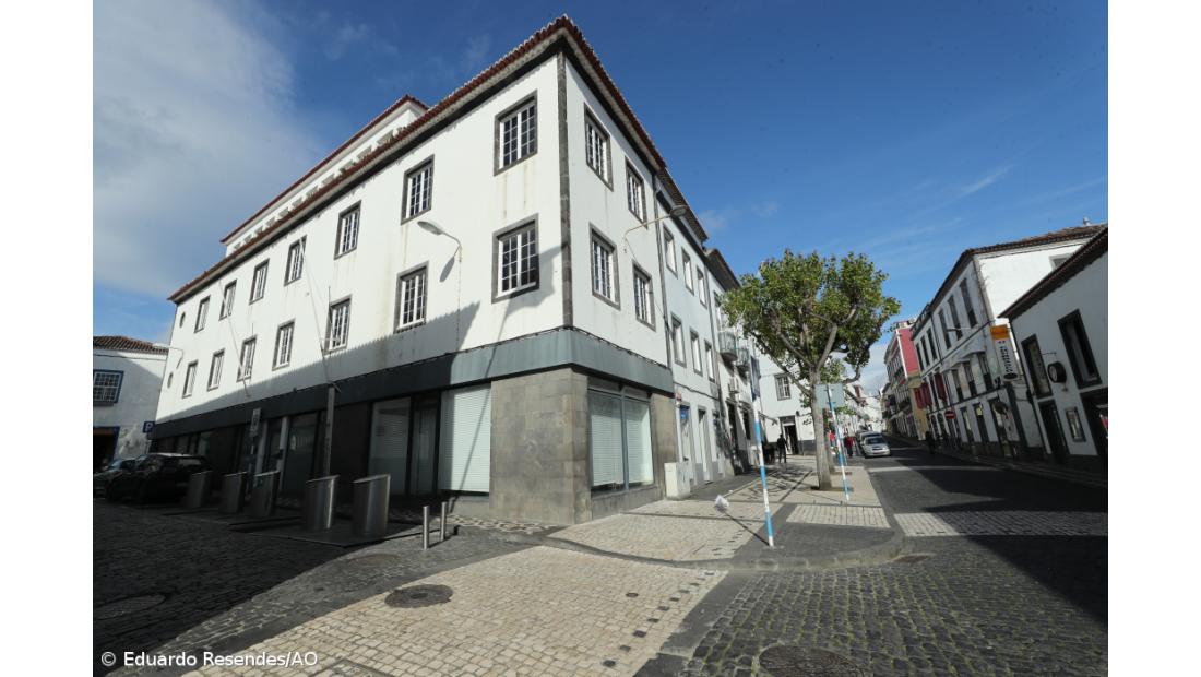 Justiça paga renda de 4.500 euros por edifício fechado há dois anos