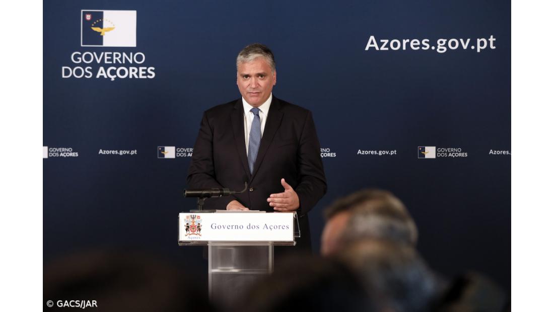 Vasco Cordeiro pede ao Governo da República suspensão urgente dos voos para os Açores