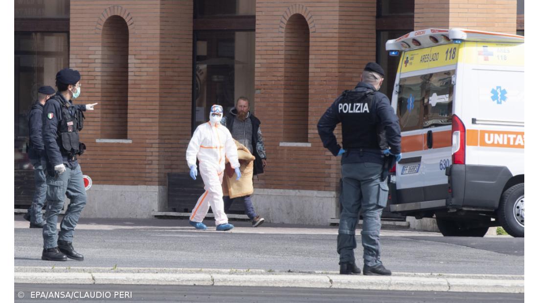 Itália soma 13 mortes e novos contágios registam quebra nas últimas 24 horas